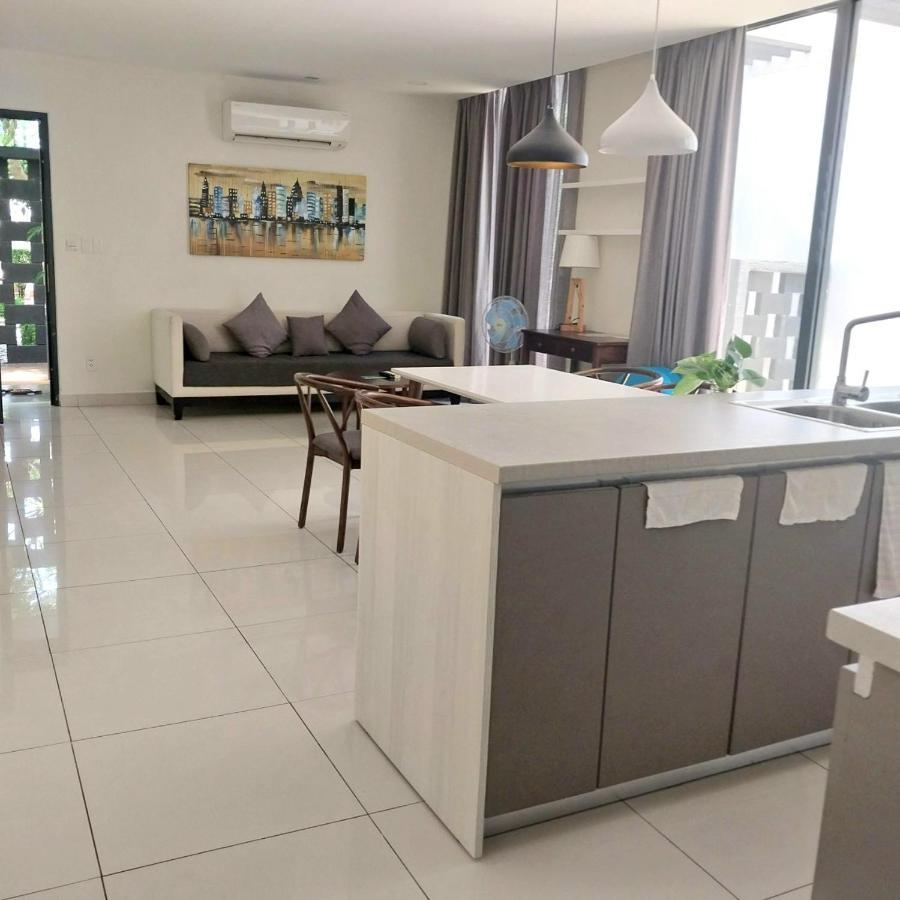 Lovely Room Oceanami Resort Long Hai Exterior photo